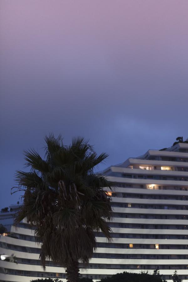 เมอร์เคียว วีลเนิฟ ลูเบต์ ปลาฌ Hotel วิลล์เนิฟ-ลูเบ ภายนอก รูปภาพ